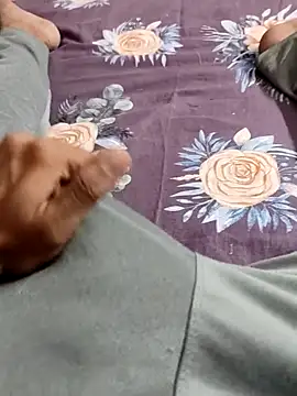 Yashkumar 0697 online show from 02-20-25, 10:37