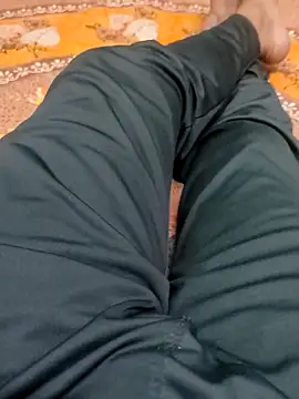 Yashkumar 0697 online show from 03-01-25, 06:32