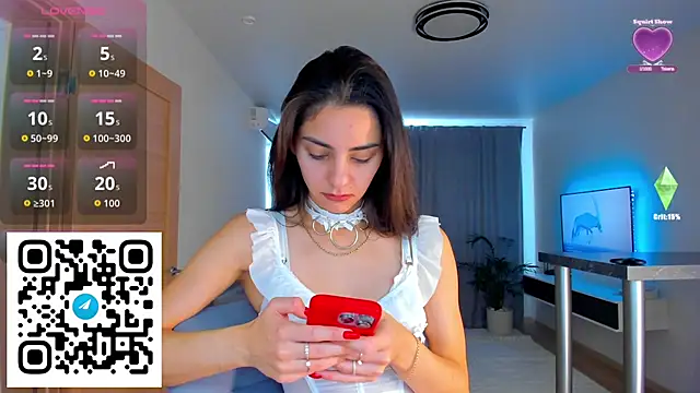 EmiliaZen online show from 11-08-25, 12:27