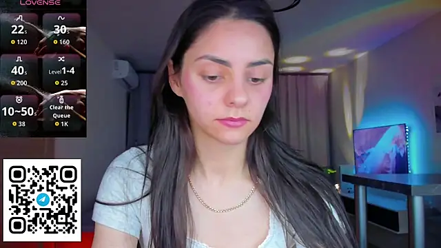 EmiliaZen online show from 04-19-26, 05:01