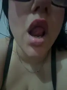 daianaspencer online show from 04-08-26, 10:37