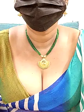 Snapshot of niiveditha chatting on 02-17-25, 07:53 niiveditha online show from 02-17-25, 07:53