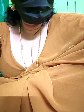 Snapshot of niiveditha chatting on 03-04-25, 04:30 niiveditha online show from 03-04-25, 04:30