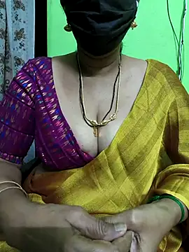 Snapshot of niiveditha chatting on 03-07-25, 12:15 niiveditha online show from 03-07-25, 12:15