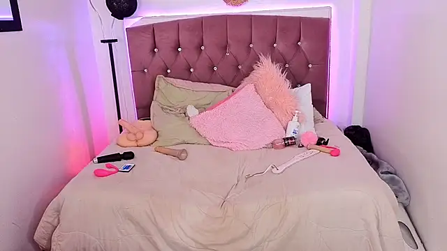 lizha milf online show from 01-31-26, 07:11