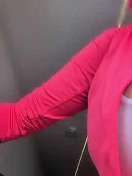 Sexybiene969 online show from 04-28-26, 04:34