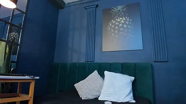 scarlet edwars online show from 04-01-26, 05:32