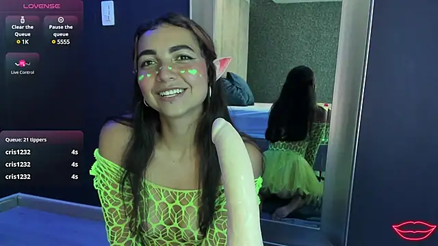 ValerieHyde online show from 03-18-25, 06:36