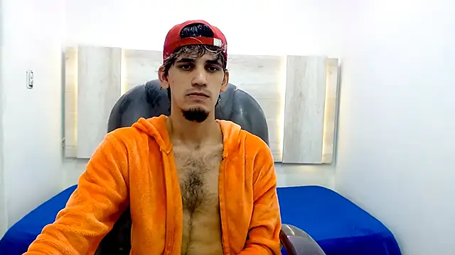 Snapshot of Dirty_Kingg chatting on 02-24-25, 07:52 Dirty Kingg online show from 02-24-25, 07:52