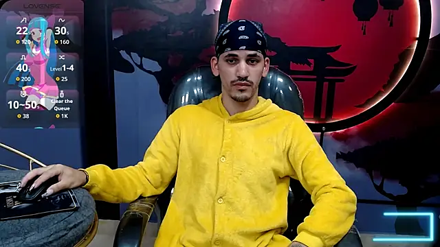 Snapshot of Dirty_Kingg chatting on 10-23-25, 08:40 Dirty Kingg online show from 10-23-25, 08:40