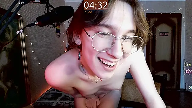 Snapshot of tangerine4dreams chatting on 02-20-25, 09:22 tangerine4dreams online show from 02-20-25, 09:22