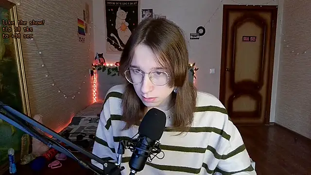 Snapshot of tangerine4dreams chatting on 03-03-25, 07:43 tangerine4dreams online show from 03-03-25, 07:43