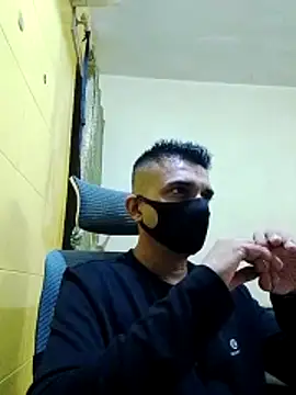 Snapshot of crazyfreaking chatting on 01-31-26, 07:34 crazyfreaking online show from 01-31-26, 07:34