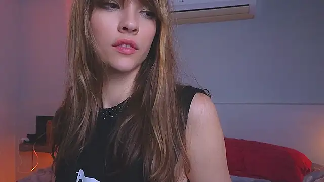 Snapshot of DemiDee chatting on 01-01-25, 01:15 DemiDee online show from 01-01-25, 01:15