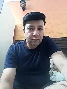 innocentboy1987 online show from 05-16-26, 07:05