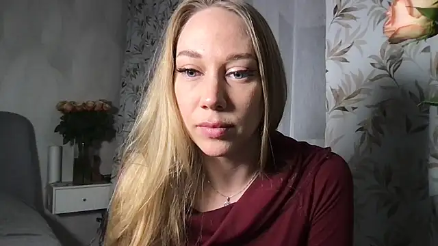 Snapshot of Engel_13 chatting on 02-20-25, 08:03 Engel 13 online show from 02-20-25, 08:03
