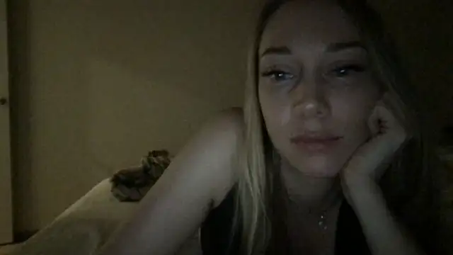 Snapshot of Engel_13 chatting on 02-21-25, 03:43 Engel 13 online show from 02-21-25, 03:43