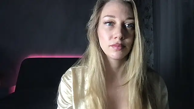Snapshot of Engel_13 chatting on 03-02-25, 06:19 Engel 13 online show from 03-02-25, 06:19