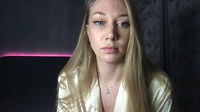 Snapshot of Engel_13 chatting on 03-03-25, 07:17 Engel 13 online show from 03-03-25, 07:17