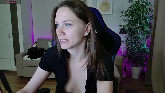 alexa feels  online show from 05-09-26, 04:34