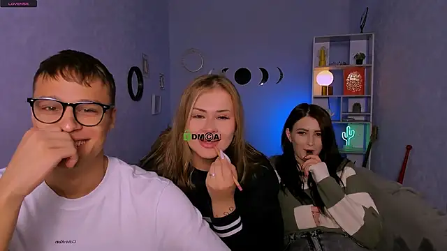 catherine kitty online show from 10-13-25, 07:03