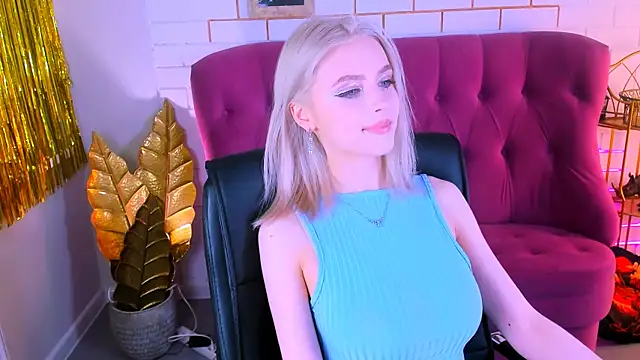 LeonaStane online show from 02-08-25, 04:57