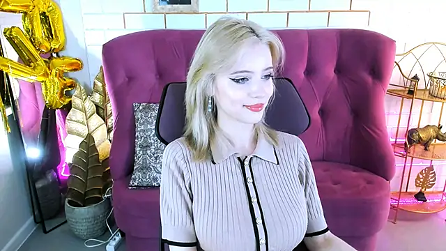 LeonaStane online show from 11-27-25, 05:59