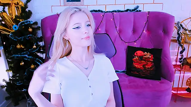 LeonaStane online show from 01-10-26, 05:58