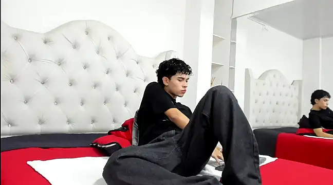 Snapshot of Aiiden_15 chatting on 02-26-25, 02:57 Aiiden 15 online show from 02-26-25, 02:57