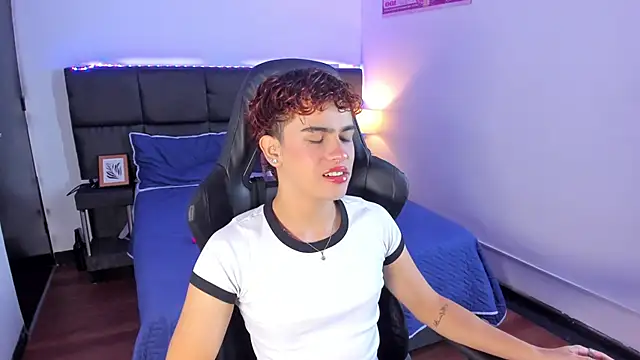 Aiiden 15 online show from 11-29-25, 12:52