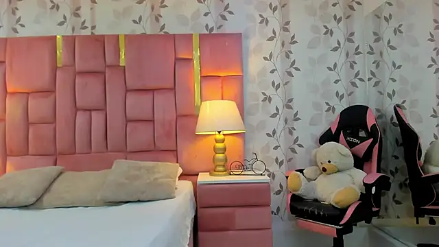 ArianaFranco online show from 03-19-26, 01:15