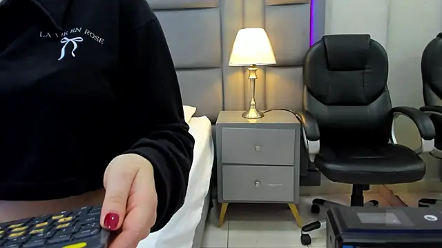 ArianaFranco online show from 04-14-26, 02:39