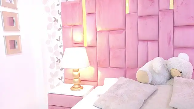 ArianaFranco online show from 05-21-26, 01:07