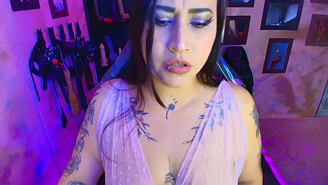 cherryy bombshelll online show from 02-10-26, 05:39