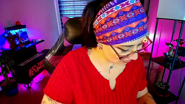 cherryy bombshelll online show from 07-28-26, 02:24