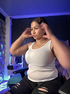 Carola-Ross online show from 03-01-25, 01:22