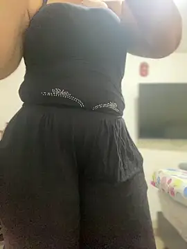 Carola-Ross online show from 09-17-25, 05:58