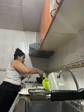 Carola-Ross online show from 01-14-26, 01:55