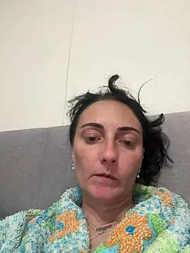 Snapshot of Miroslava1247 chatting on 05-17-26, 07:21 Miroslava1247 online show from 05-17-26, 07:21