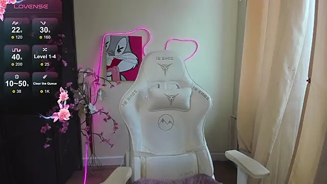 EvelinaLuu online show from 03-08-26, 08:40