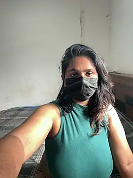 Snapshot of xxxsrilankagirl chatting on 07-11-26, 10:07 xxxsrilankagirl online show from 07-11-26, 10:07