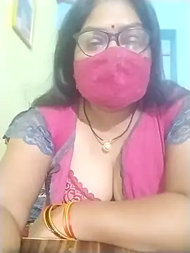 Snapshot of fuunalka chatting on 10-28-25, 04:05 fuunalka online show from 10-28-25, 04:05