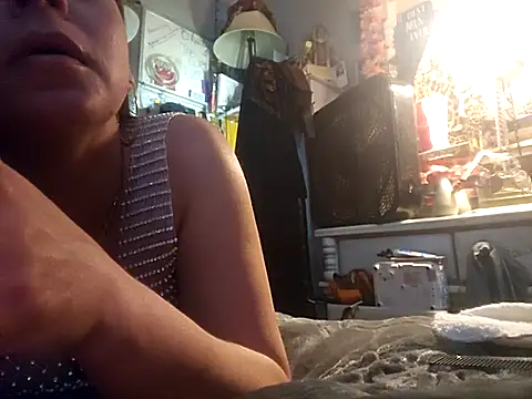 ShysluutGia online show from 10-30-25, 11:00