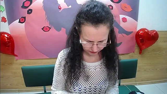 Miroslava Happi online show from 10-20-25, 06:36