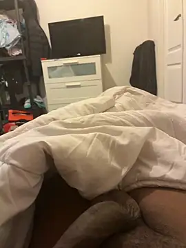 Snapshot of grossebite907 chatting on 11-13-25, 04:17 grossebite907 online show from 11-13-25, 04:17