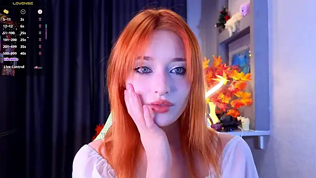 Hisoka akerley online show from 11-24-25, 05:23