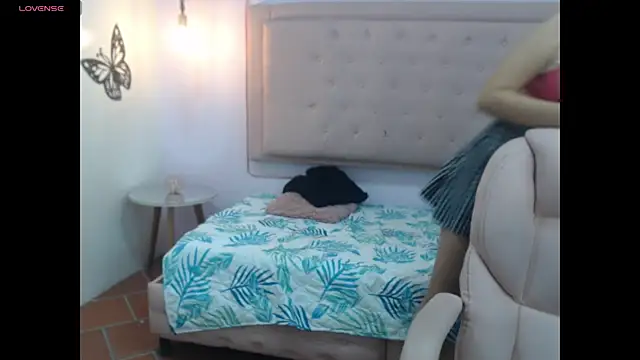 honnielane online show from 02-14-25, 12:25