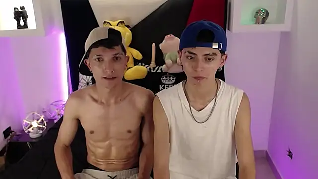 Snapshot of MaikyCooper chatting on 02-27-25, 07:34 MaikyCooper online show from 02-27-25, 07:34