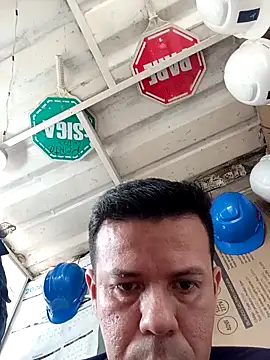 Snapshot of jhon_1988_24 chatting on 02-22-26, 12:58 jhon 1988 24 online show from 02-22-26, 12:58