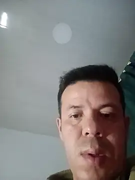 Snapshot of jhon_1988_24 chatting on 05-28-26, 02:53 jhon 1988 24 online show from 05-28-26, 02:53